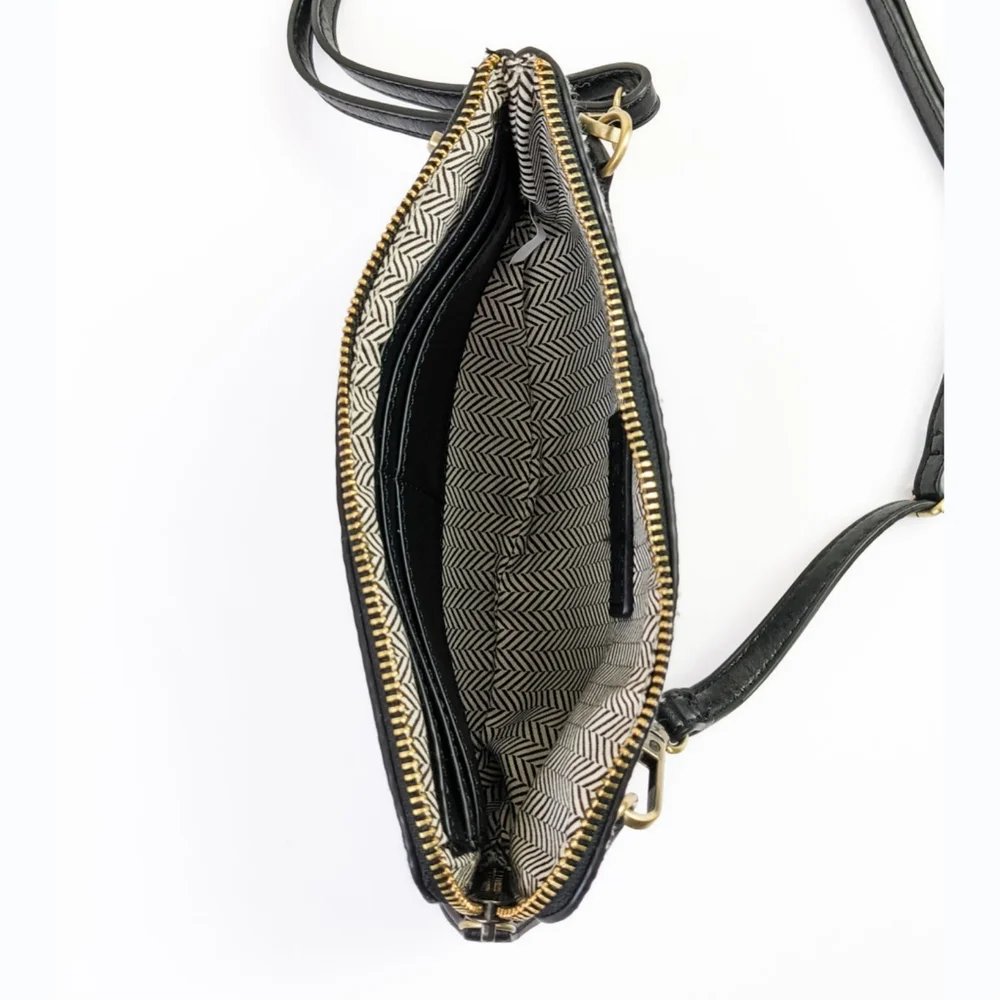 🦋LAST🦋NWT Jen & Co. Kendall Crossbody Clutch, Black and White Aztec